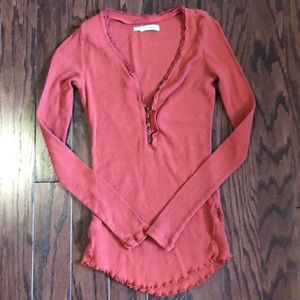 Maurice’s orange Henley size XS